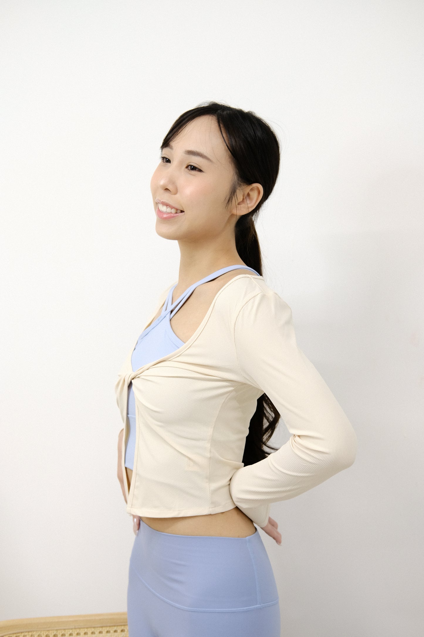 Twist long-sleeve casual outer