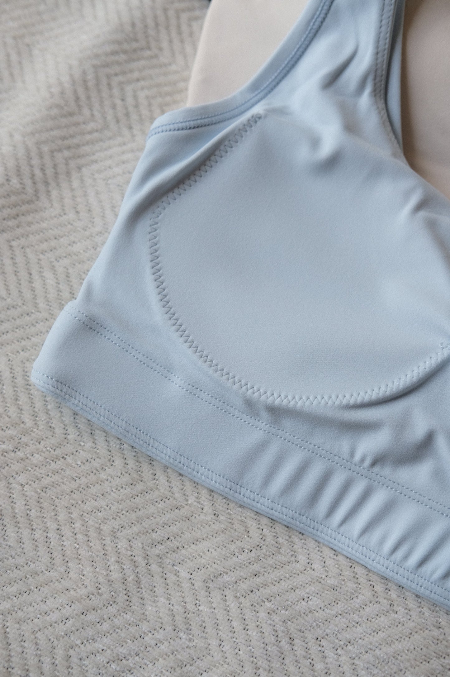 Slim-fit Soft Wrapping Sport Bra