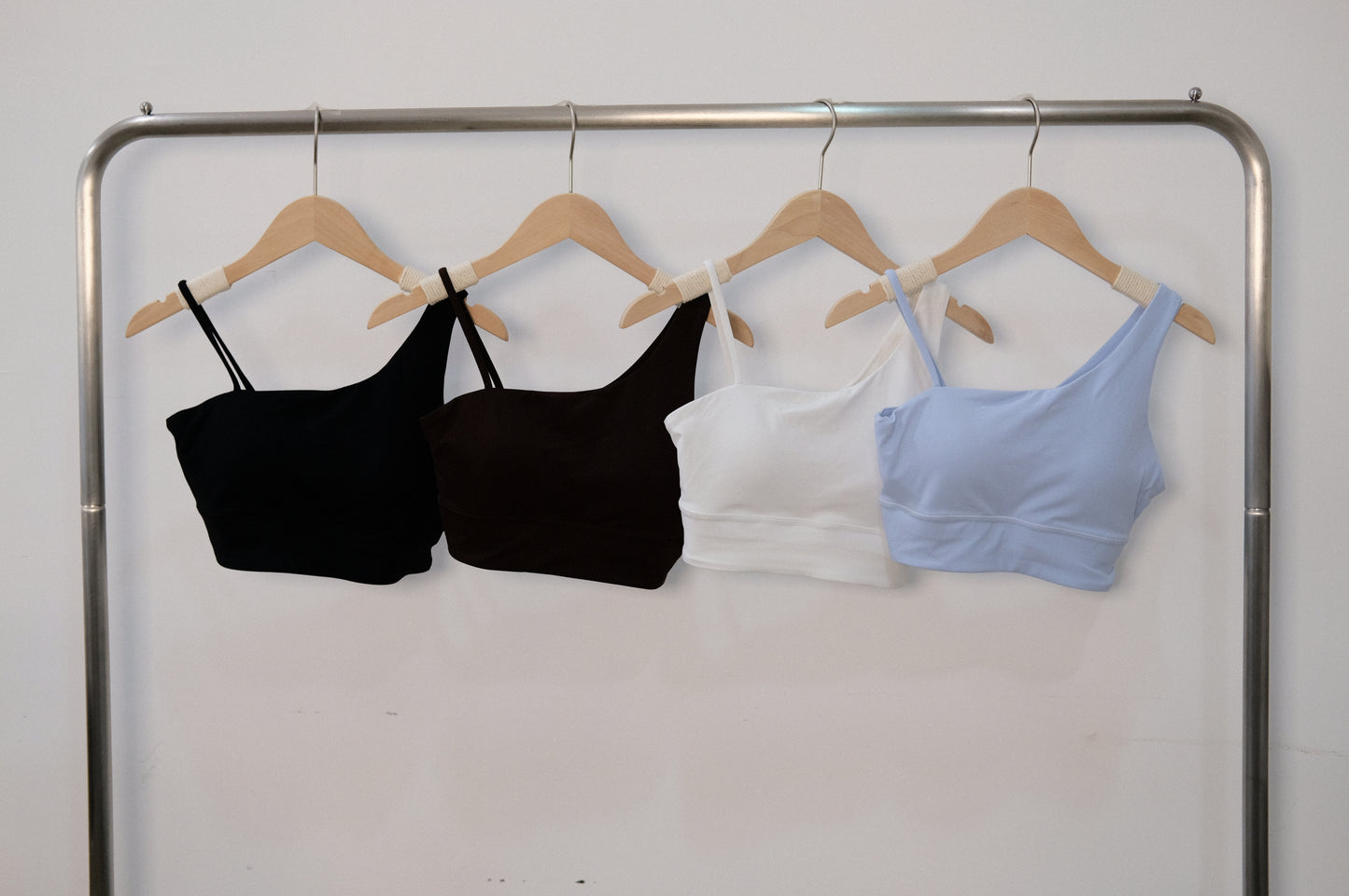 Elastic Off-shoulder Padded Top