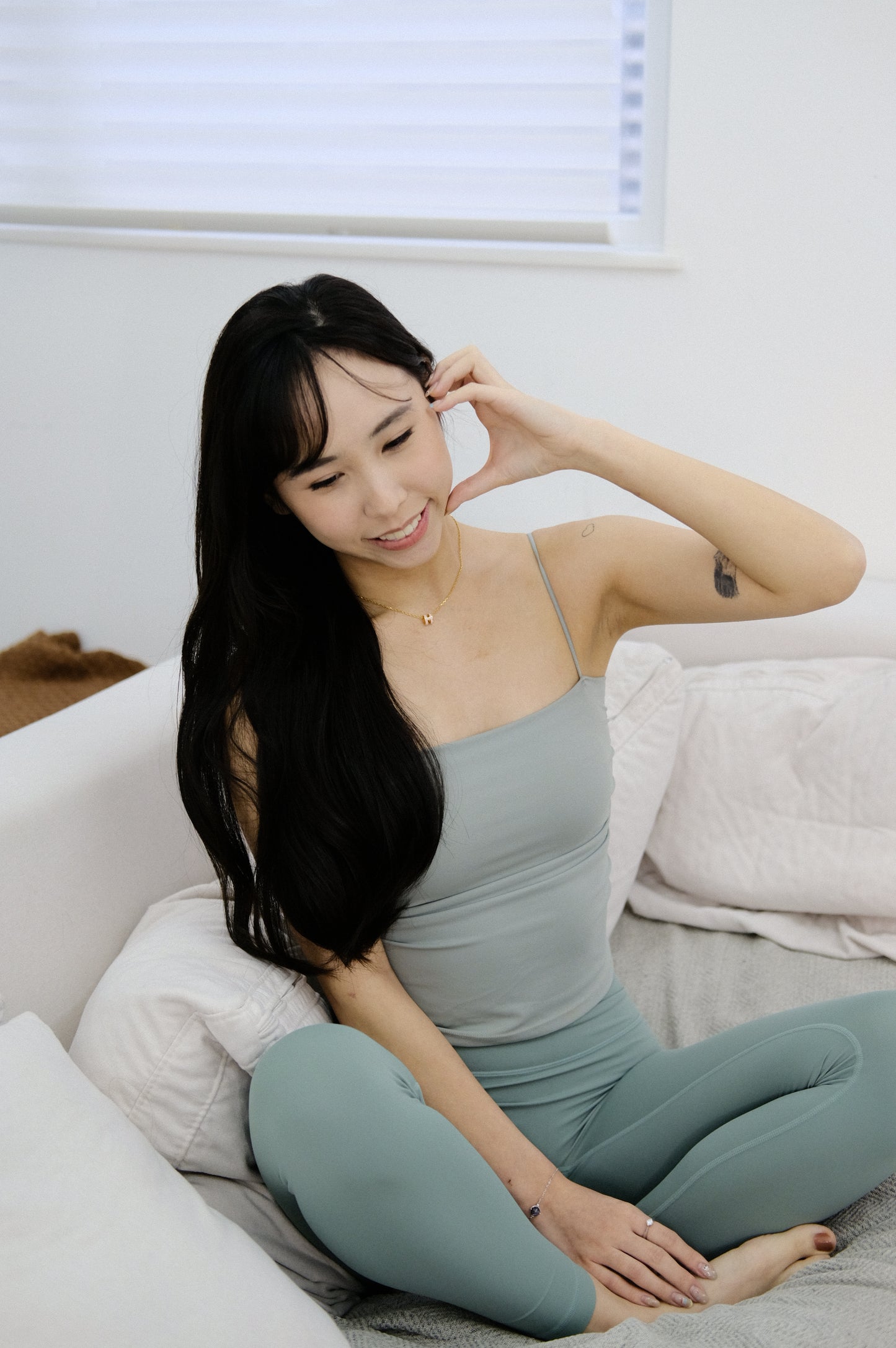 Slim-fit tank top