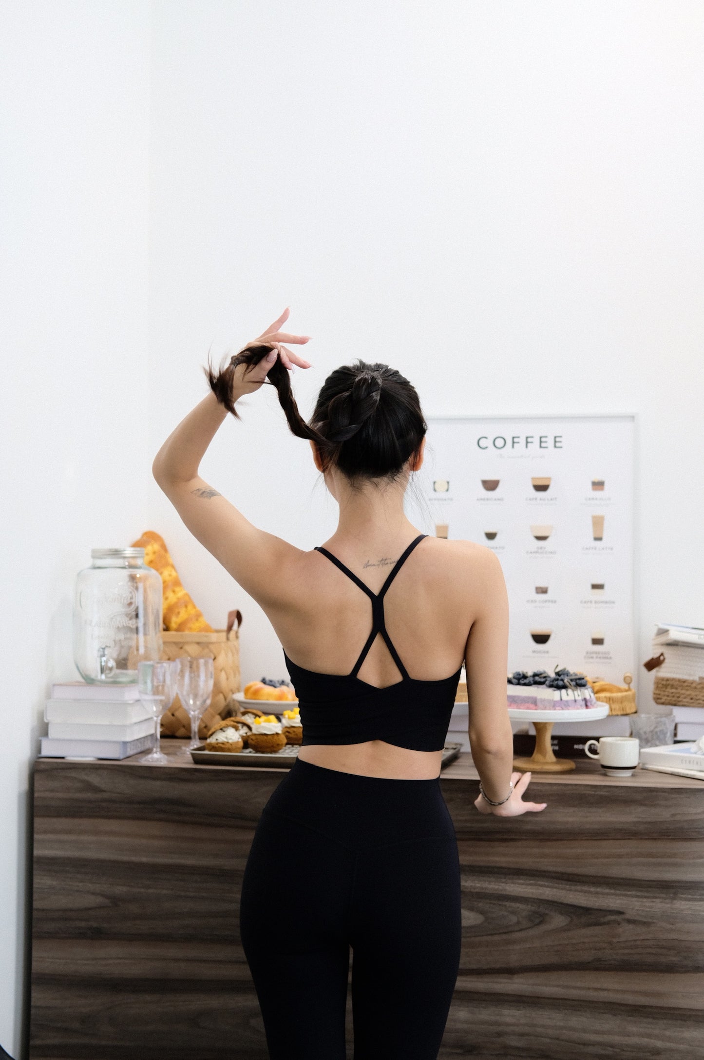 Airy X-back Fixed Padded Top