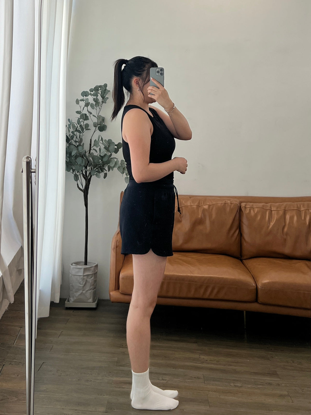 Ribbed Form Vest
