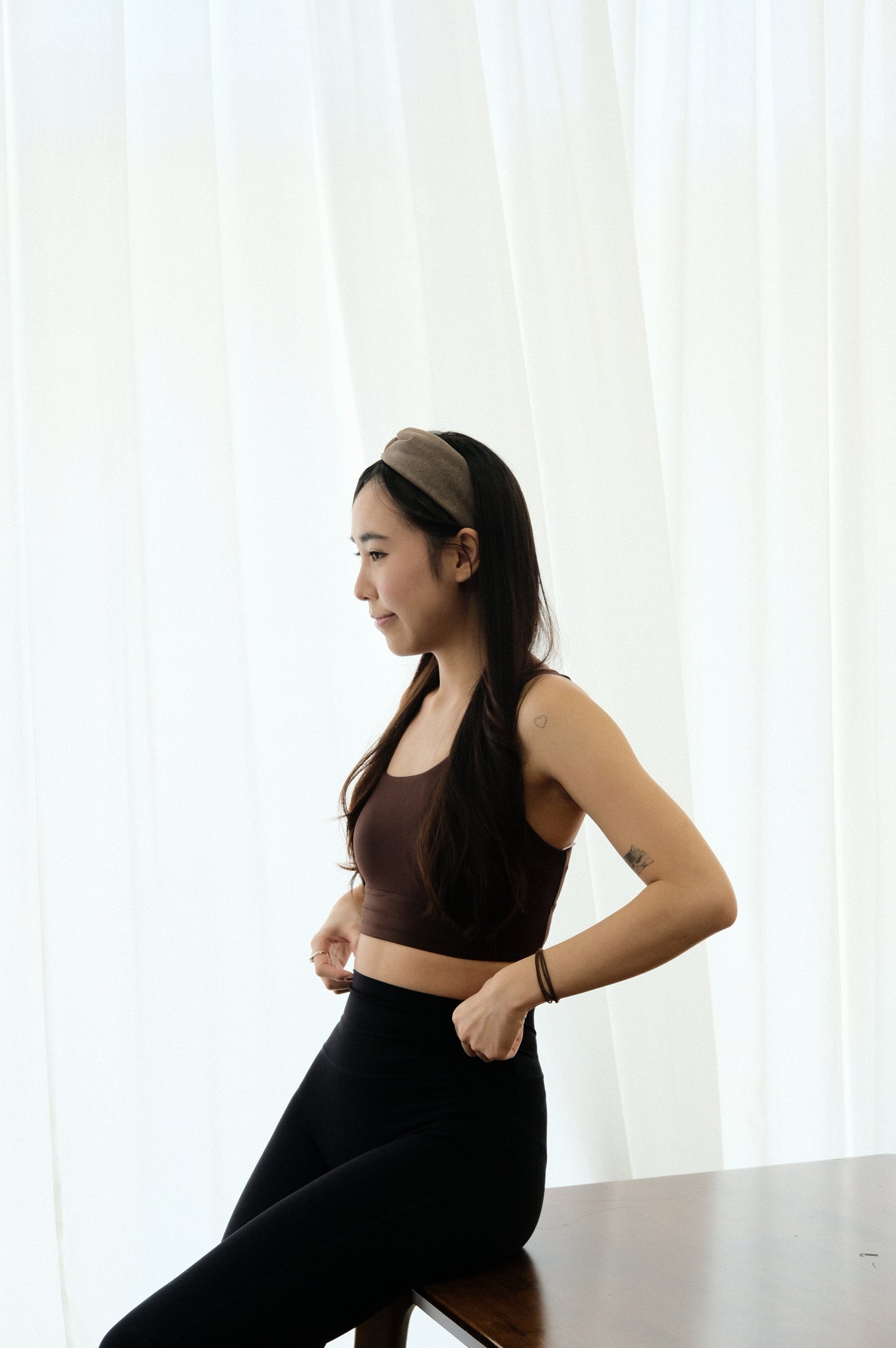 Elastic Off-shoulder Padded Top